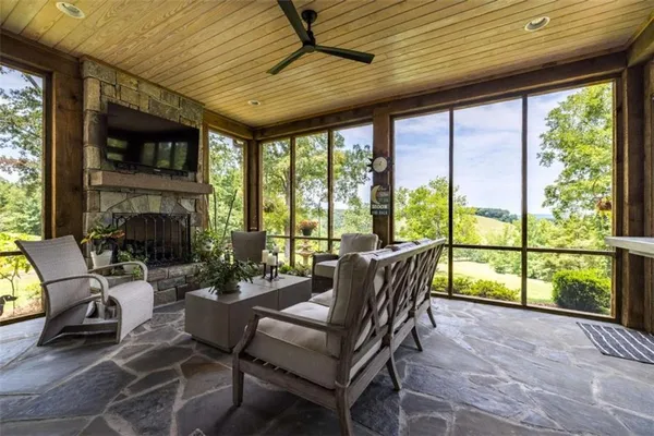 $1,399,000 | 185 Marion Dairy Road, Lindale, GA 30147