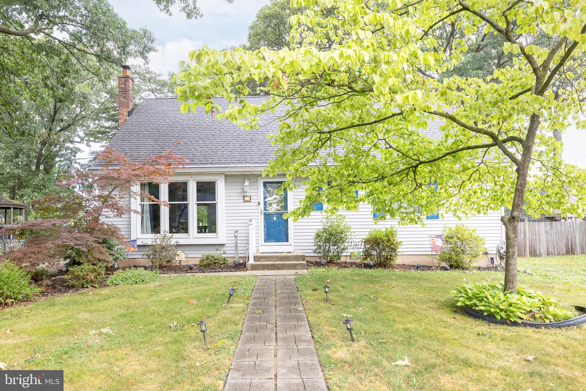 31 Henry Street Riverside, NJ 08075 - Photo 3 of 48