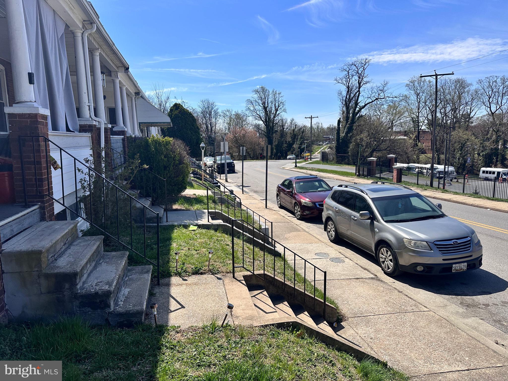 429 Yale Avenue Baltimore, MD 21229 - Photo 3 of 33 Street View