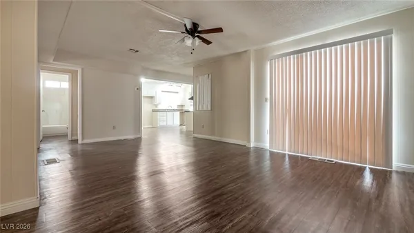 $1,900 | 3670 Estes Park Drive, Las Vegas, NV 89121