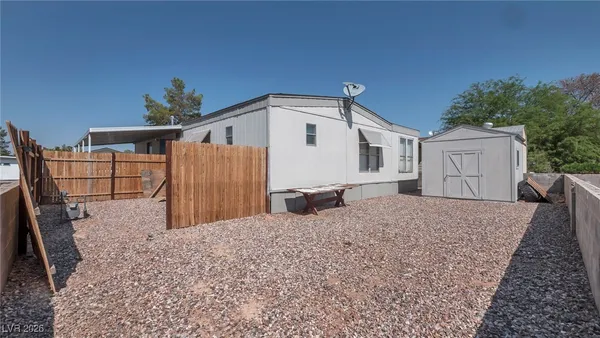 $1,900 | 3670 Estes Park Drive, Las Vegas, NV 89121