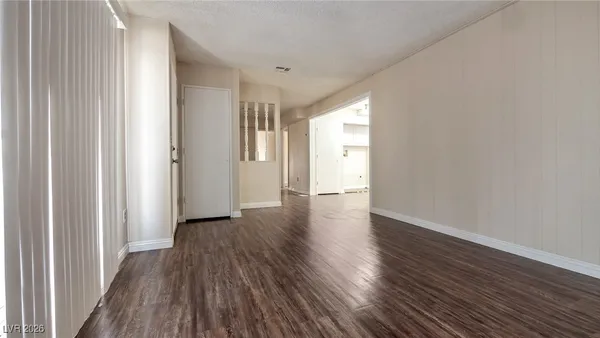 $1,900 | 3670 Estes Park Drive, Las Vegas, NV 89121