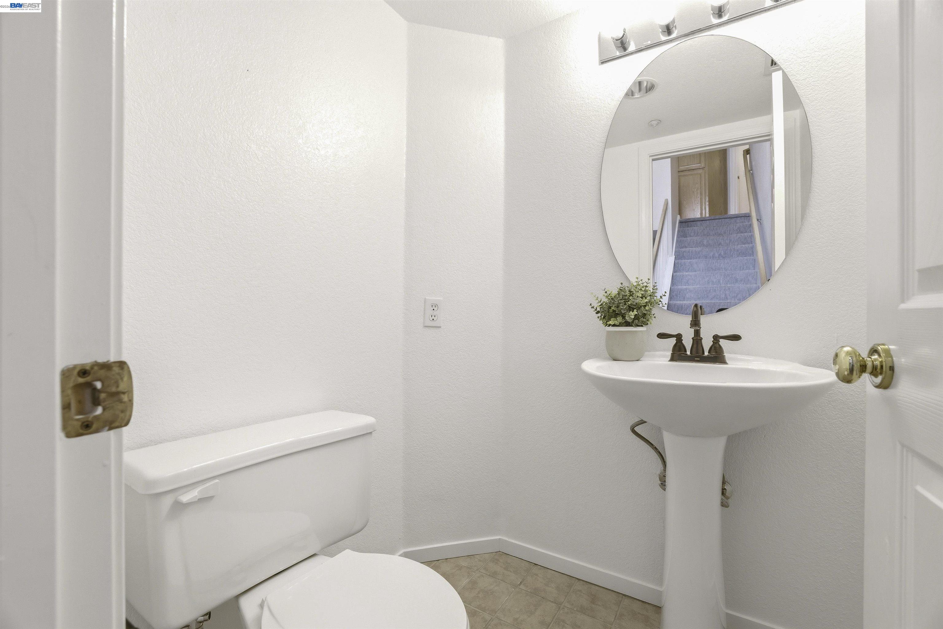 7445 Brigadoon Way Dublin, CA 94568 - Photo 19 of 50
