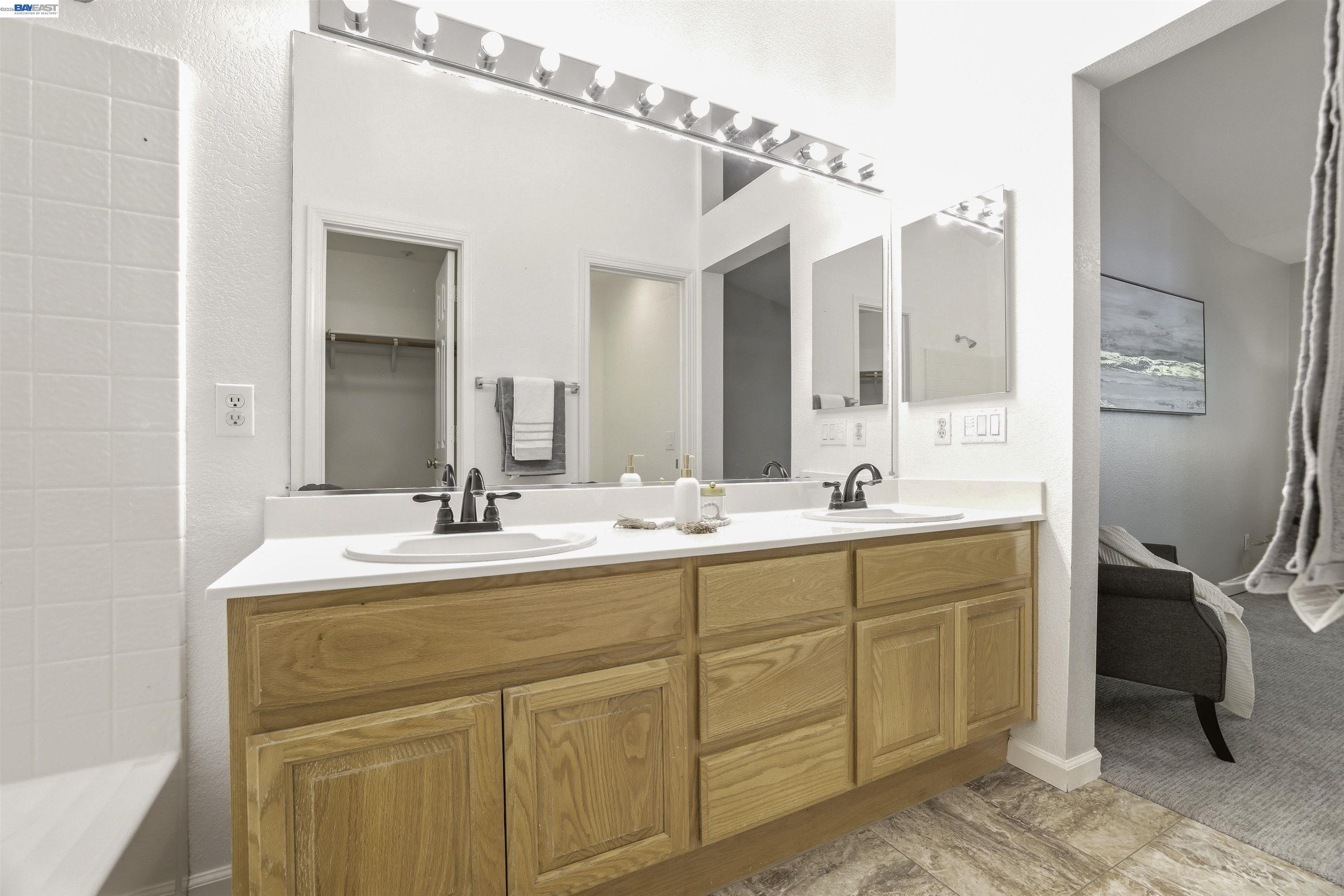 7445 Brigadoon Way Dublin, CA 94568 - Photo 25 of 50
