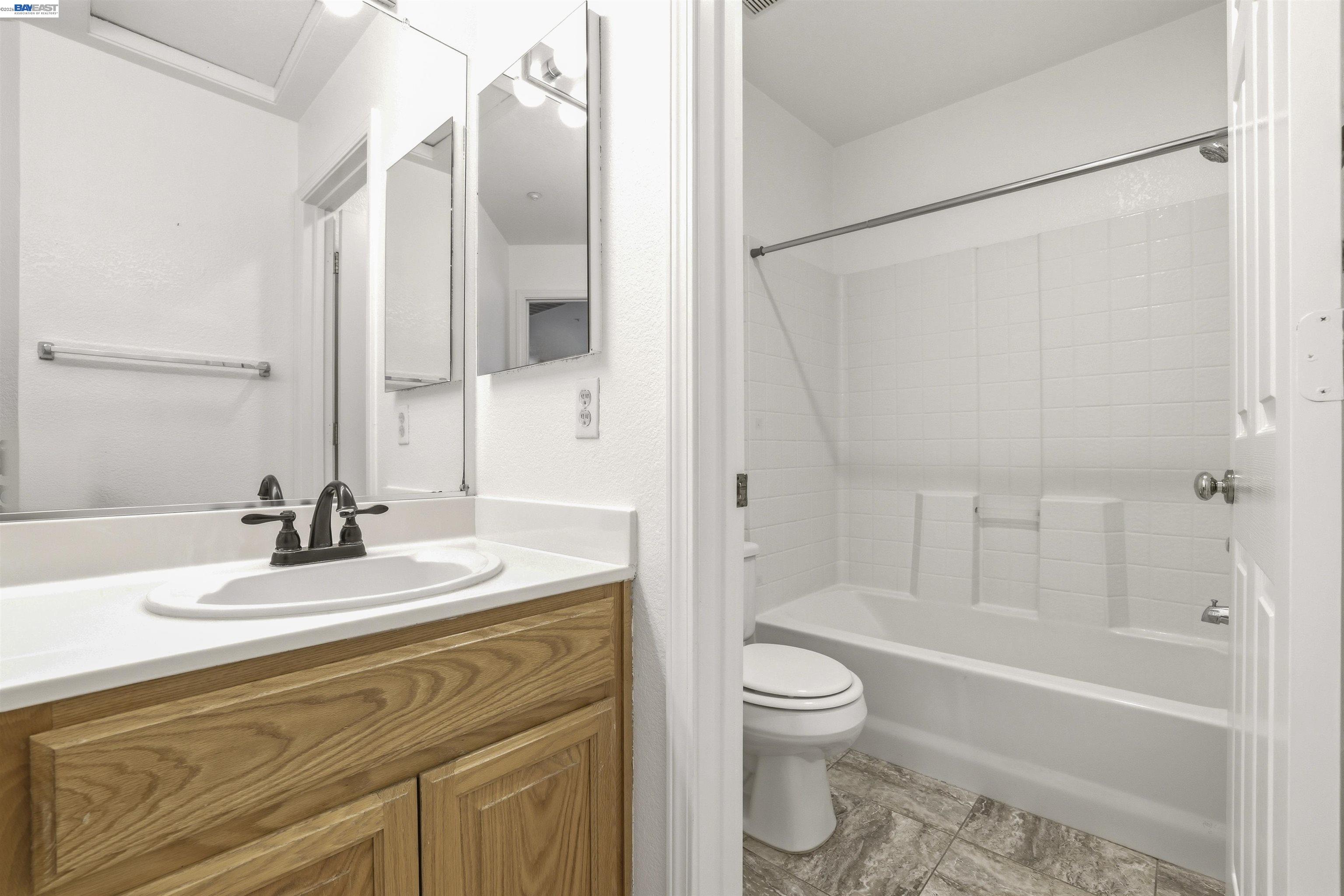 7445 Brigadoon Way Dublin, CA 94568 - Photo 34 of 50
