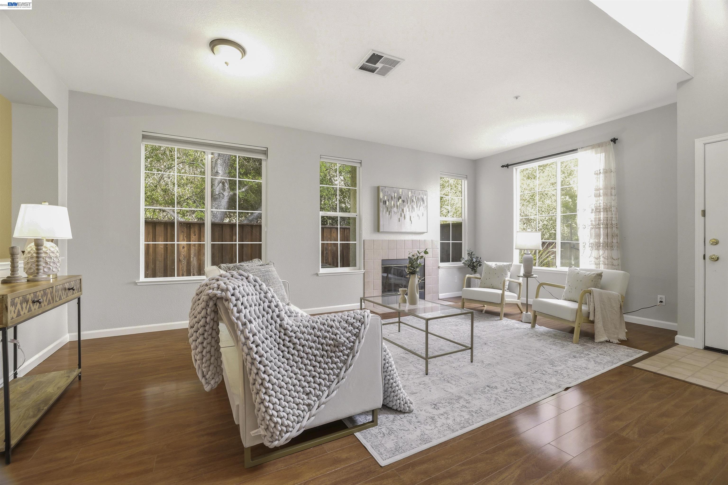 7445 Brigadoon Way Dublin, CA 94568 - Photo 7 of 50