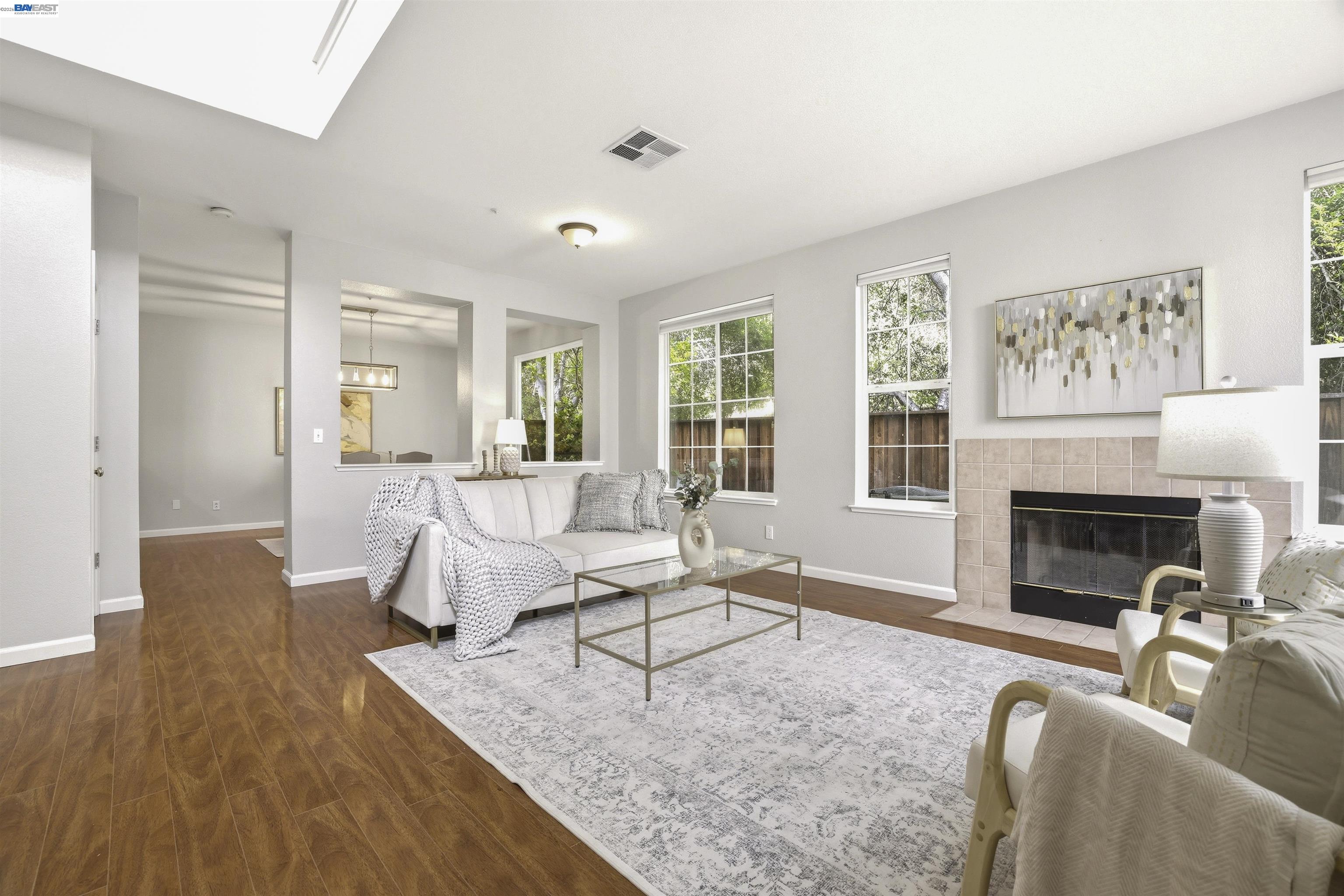 7445 Brigadoon Way Dublin, CA 94568 - Photo 8 of 50