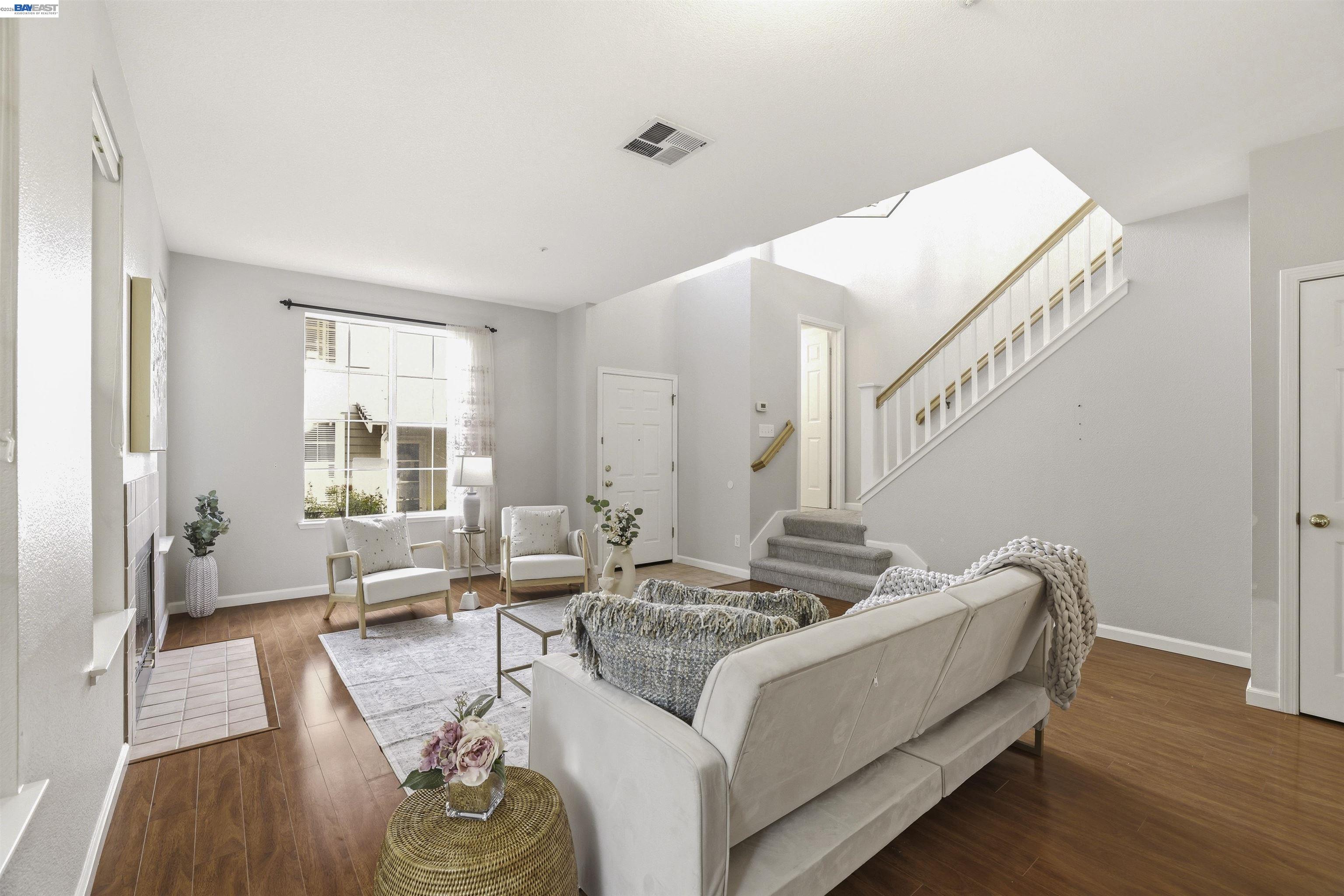 7445 Brigadoon Way Dublin, CA 94568 - Photo 9 of 50
