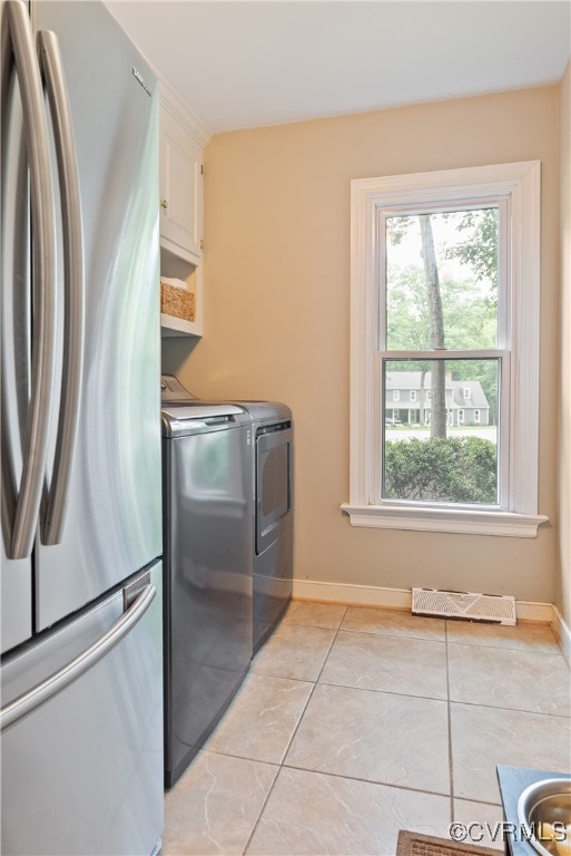 2501 Swanhurst Drive Midlothian, VA 23113 - Photo 20 of 44 a view of a refrigerator in kitchen and an empty room
