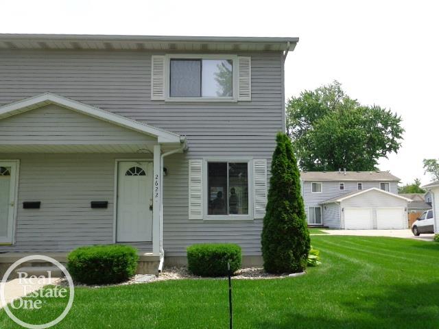 2622 Maple Street Port Huron, MI 48060 - Photo 2 of 14