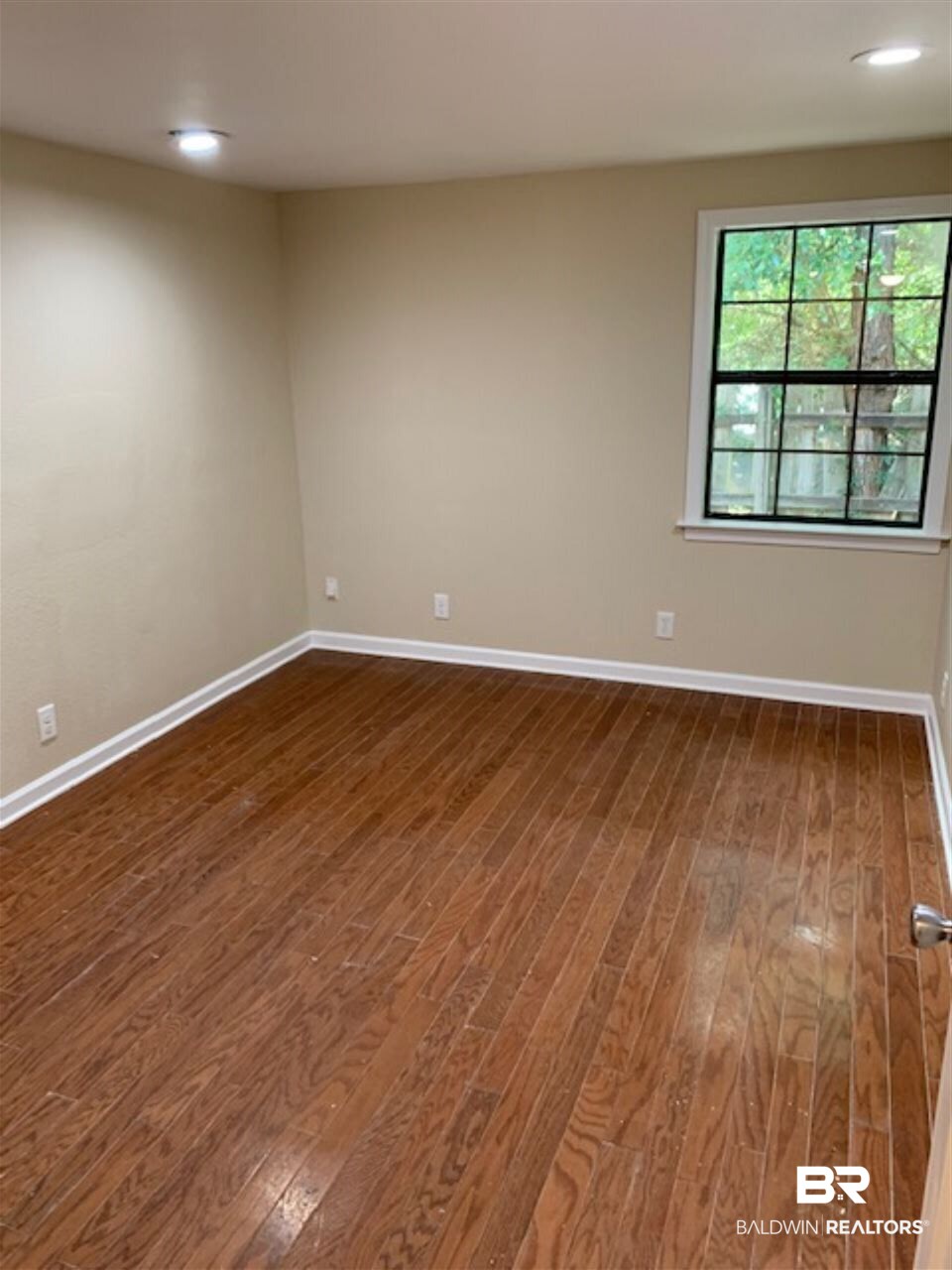 2314 Boykin Boulevard Mobile, AL 36605 - Photo 6 of 15