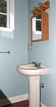 17 Highland Road Nahant, MA 01908 - Photo 11 of 16 Gallery Image 11