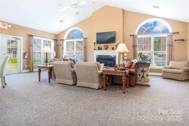 $529,900 | 831 B Wynnshire Drive, Unit 60, Hickory, NC 28601