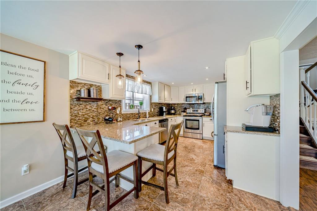 4166 Sardis Road Pittsburgh, PA 15239 - Photo 10 of 17 Gallery Image 10