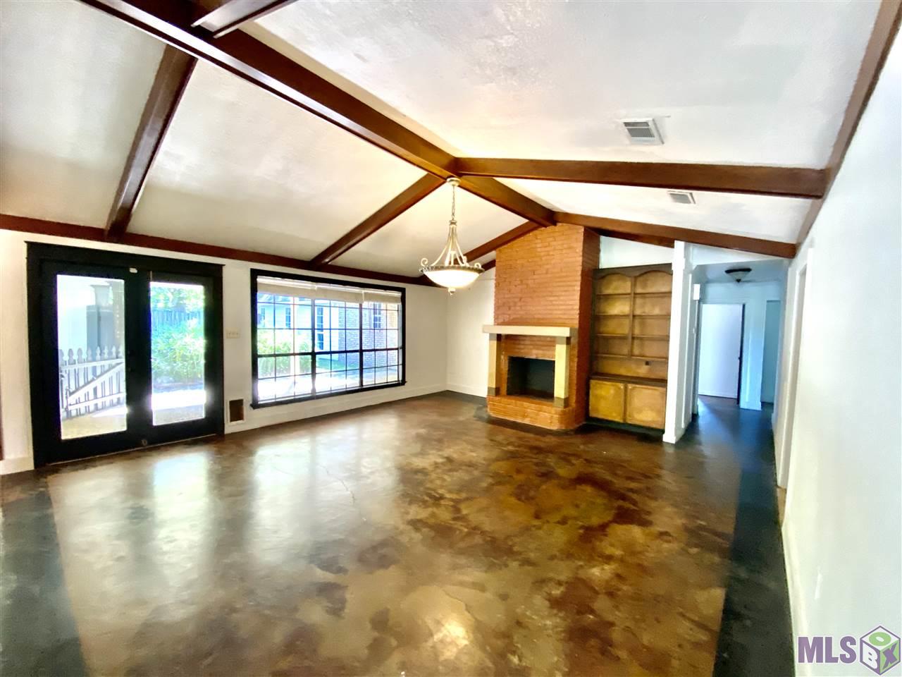 13950 Woodland Ridge Avenue Baton Rouge, LA 70816 - Photo 4 of 29 den