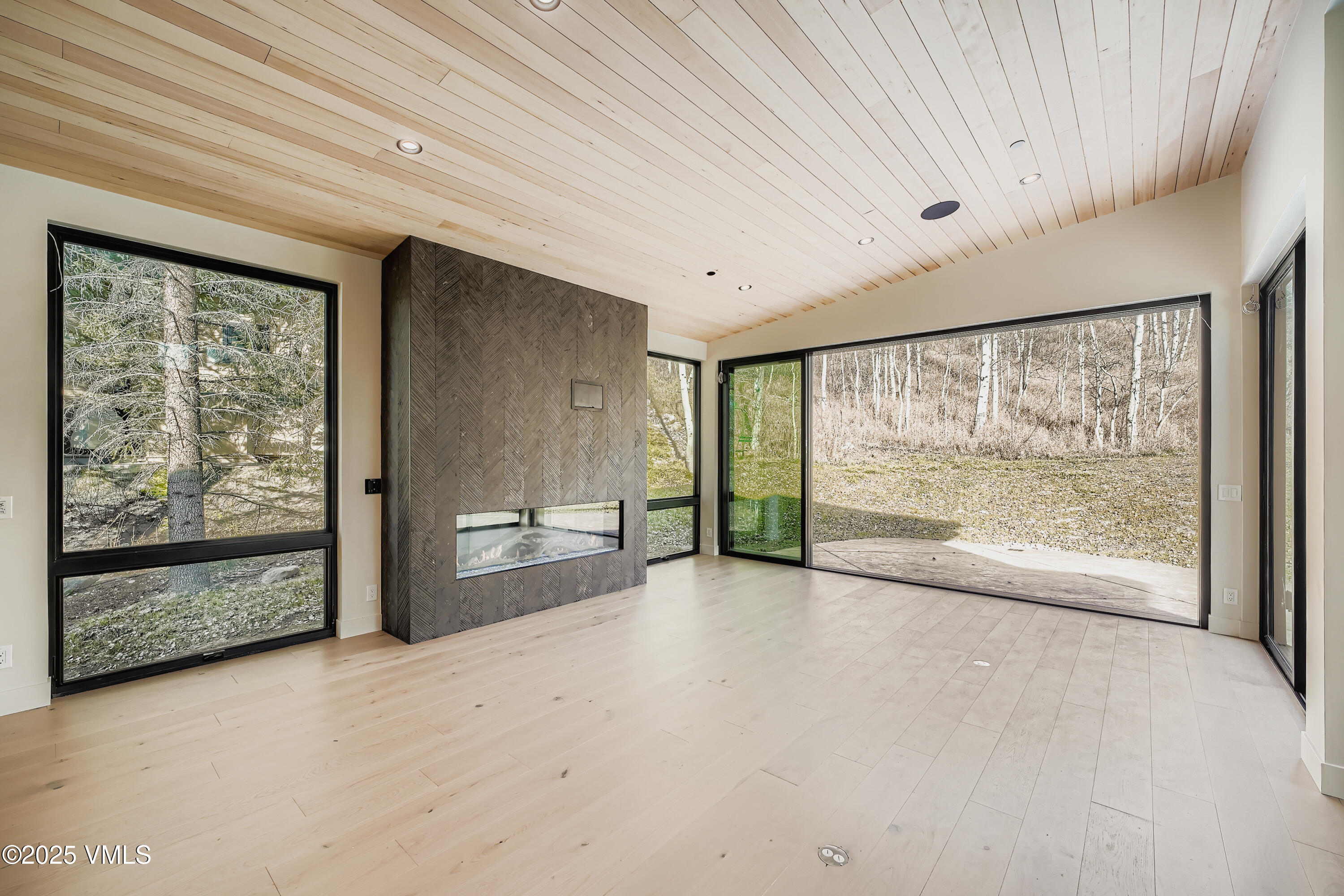 2805 Bald Mountain Road Vail, CO 81657 - Photo 5 of 54 03 Living Room