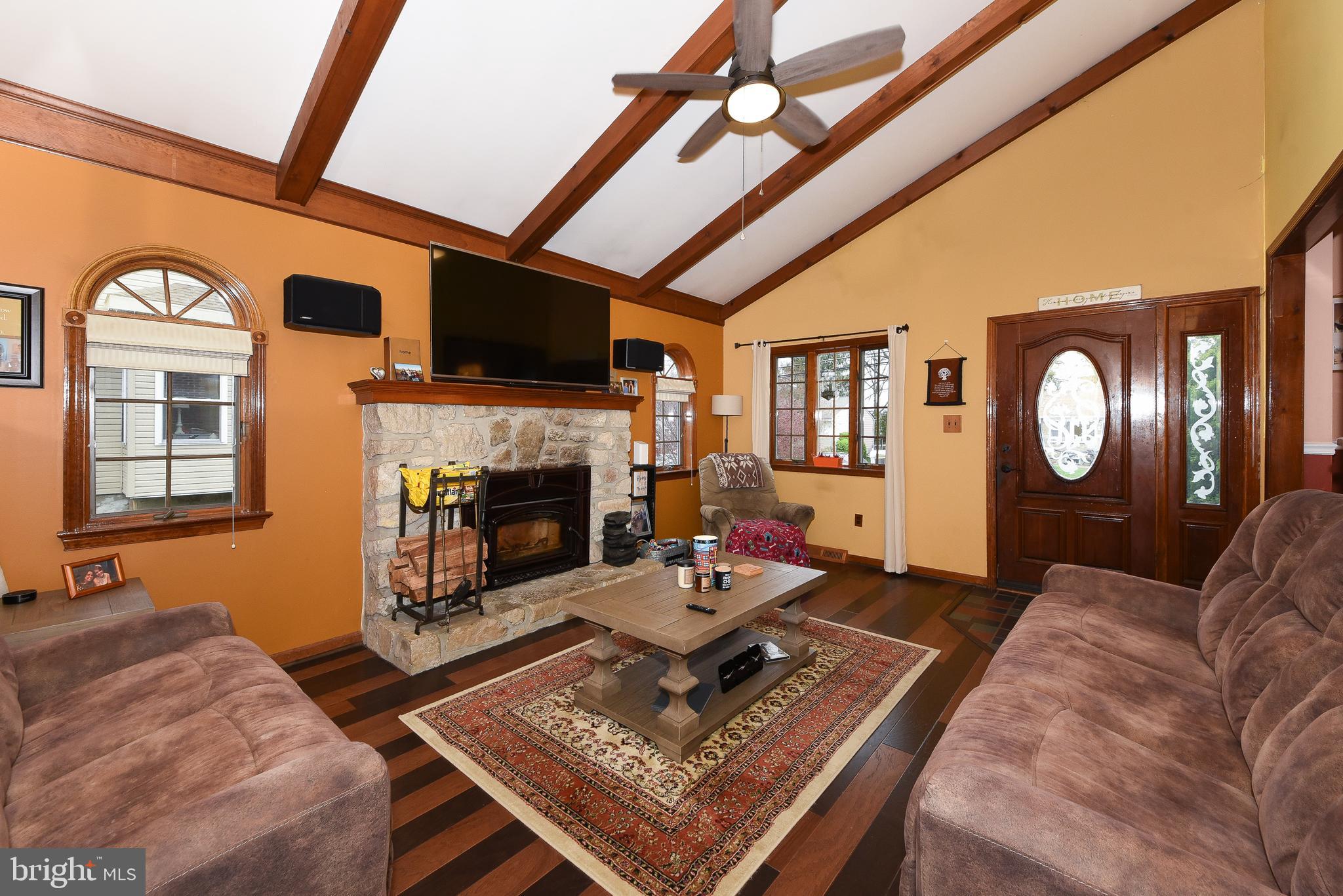 113 Madison Road Willow Grove, PA 19090 - Photo 8 of 39 Gallery Image 8