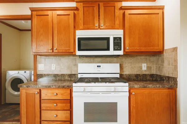 $225,000 | 4708 West 400 South, Russiaville, IN 46979