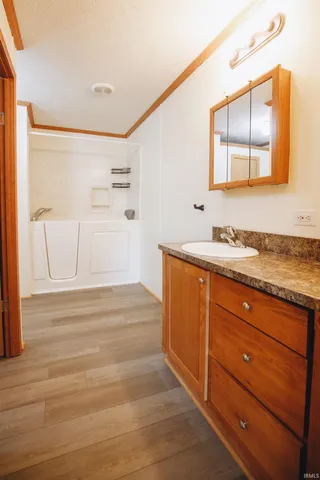 $242,000 | 4708 West 400 South, Russiaville, IN 46979