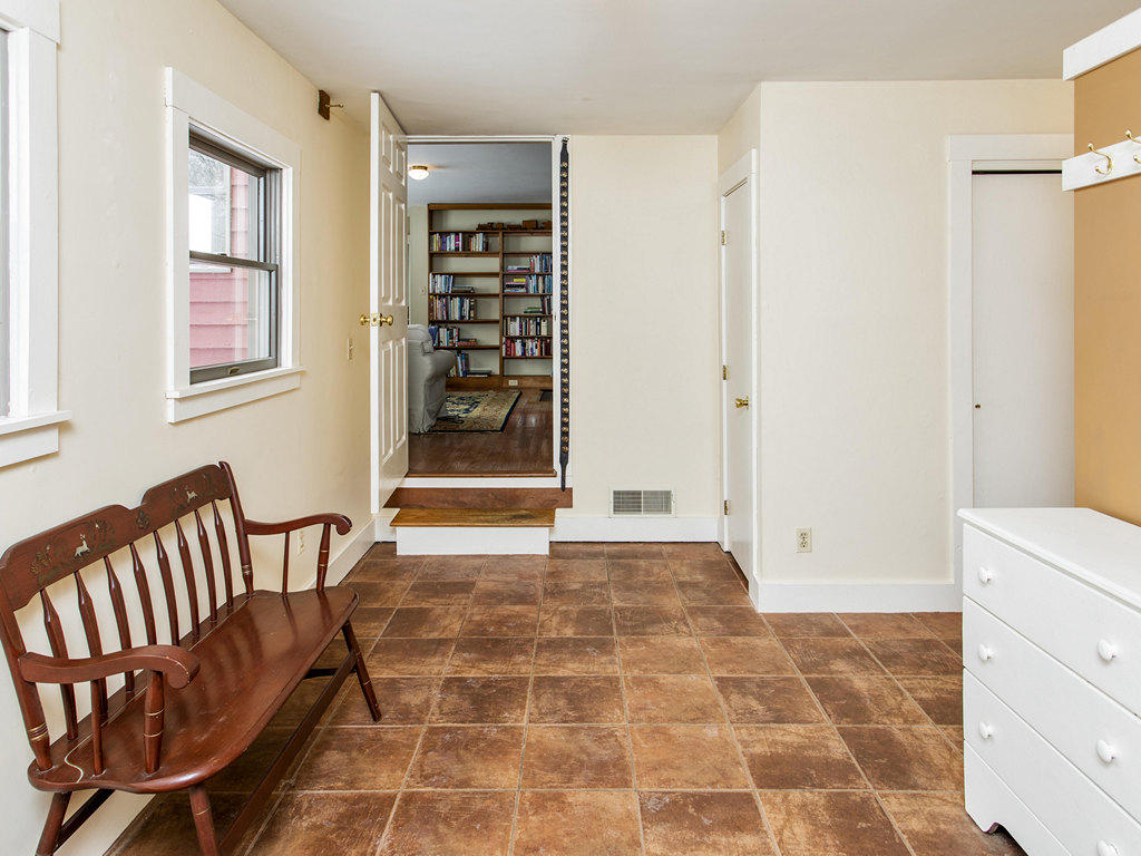 420 Crockett Ridge Road Norway, ME 04268 - Photo 20 of 34 Mudroom Direct Entry