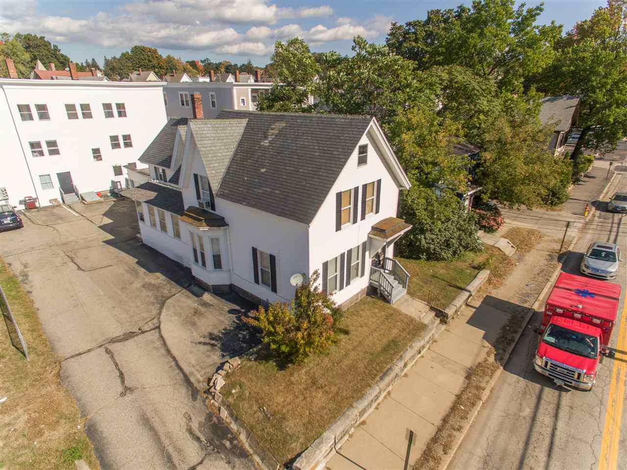 232 Bridge Street Manchester, NH 03104 - Photo 2 of 5 Gallery Image 2