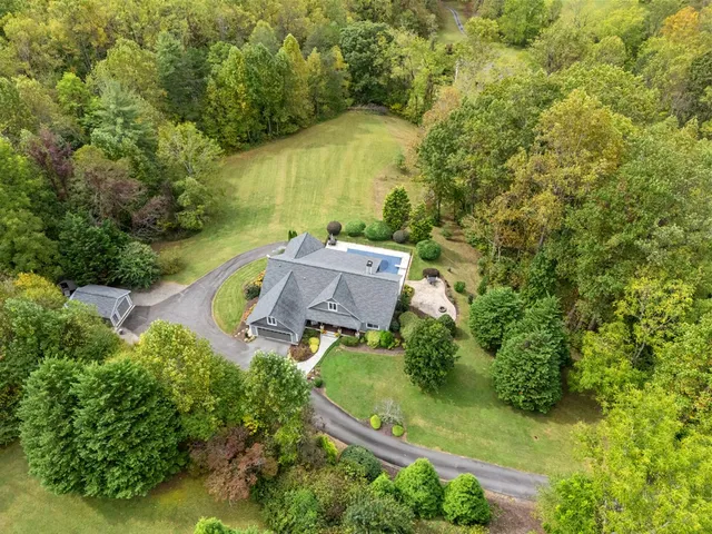 $829,000 | 126 Split Rail Drive, Hayesville, NC 28904