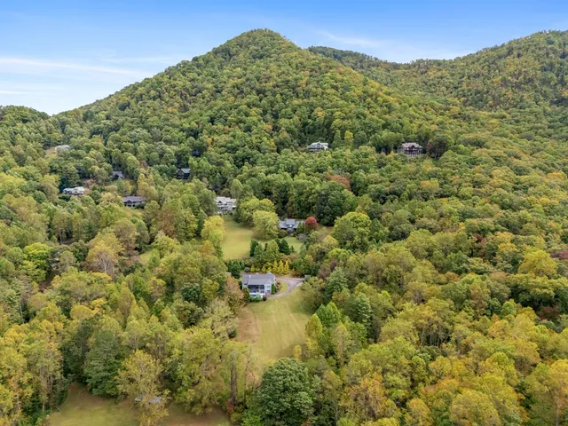 $829,000 | 126 Split Rail Drive, Hayesville, NC 28904