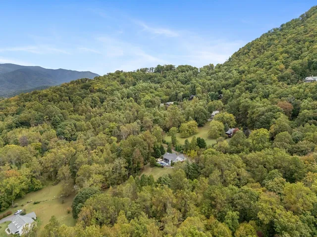$829,000 | 126 Split Rail Drive, Hayesville, NC 28904
