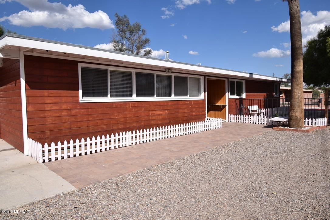 1458 West Roller Coaster Road Tucson, AZ 85704 - Photo 4 of 29 Gallery Image 4