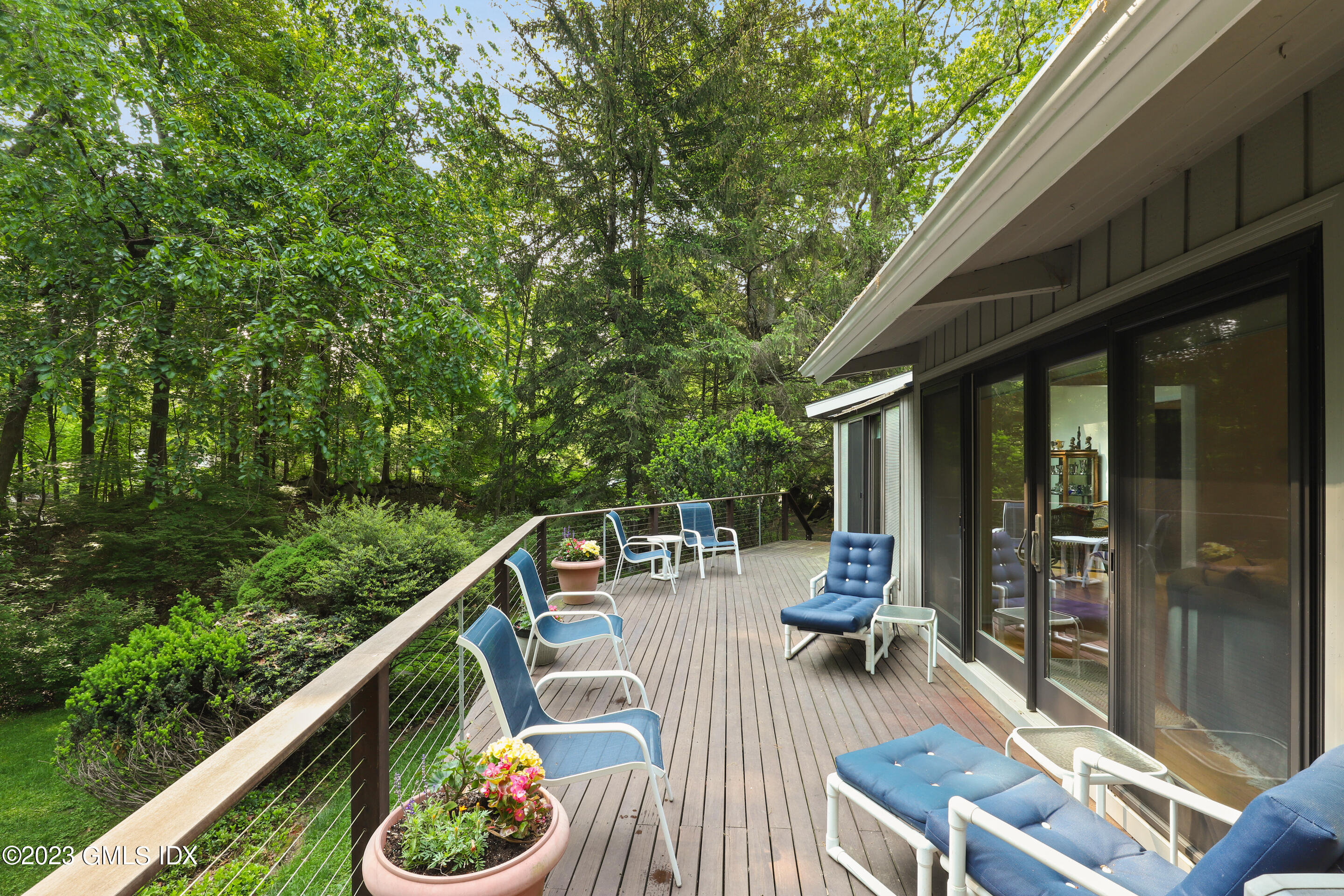 31 Ferncliff Road Cos Cob, CT 06807 - Photo 12 of 28 a outdoor view with a sitting space
