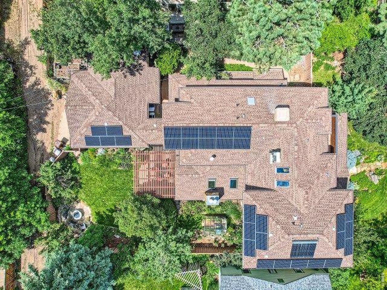 3135 11th Street Boulder, CO 80304 - Photo 47 of 50 aerial view of a house with a garden