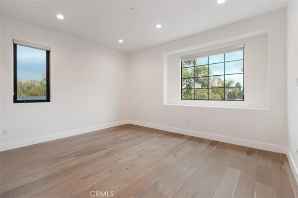 $18,000 | 5017 Hesperia Avenue, Encino, CA 91316