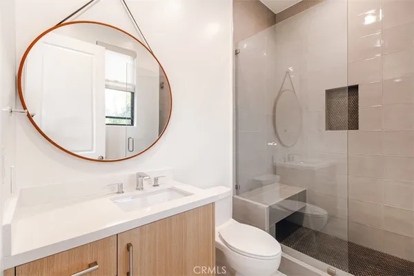 $18,000 | 5017 Hesperia Avenue, Encino, CA 91316