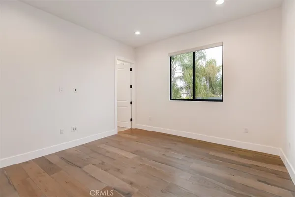 $18,000 | 5017 Hesperia Avenue, Encino, CA 91316