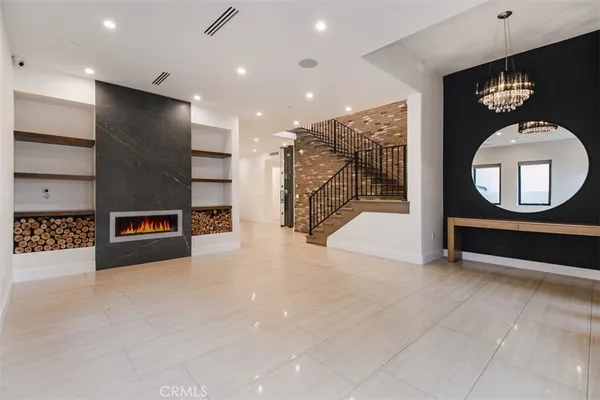 $18,000 | 5017 Hesperia Avenue, Encino, CA 91316
