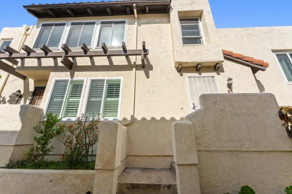 $5,700 | 1957 Diamond Street, San Diego, CA 92109