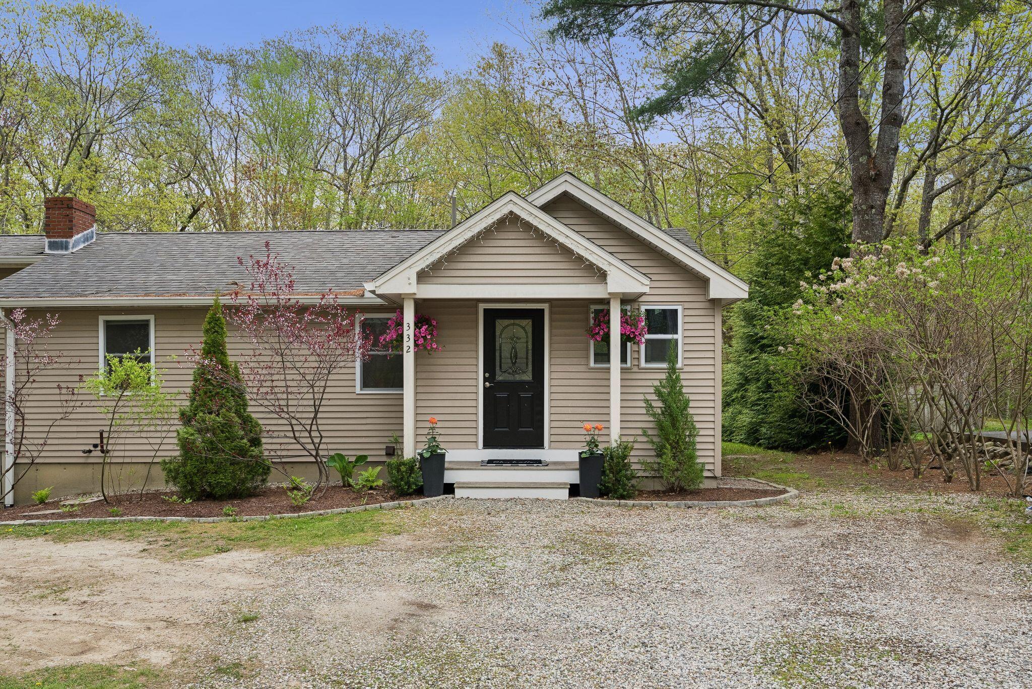 332 Portland Street Yarmouth, ME 04096 - Photo 1 of 33 4_DSC03622