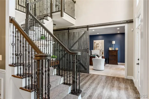 $1,295,000 | 701 Boxwood Manor Court, Ballwin, MO 63021