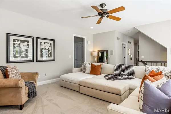 $1,295,000 | 701 Boxwood Manor Court, Ballwin, MO 63021