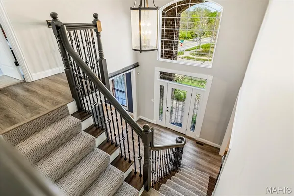 $1,295,000 | 701 Boxwood Manor Court, Ballwin, MO 63021