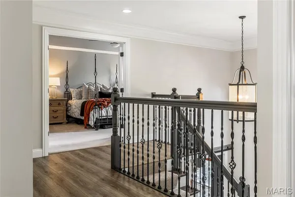 $1,295,000 | 701 Boxwood Manor Court, Ballwin, MO 63021