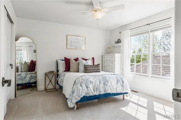 $1,295,000 | 701 Boxwood Manor Court, Ballwin, MO 63021