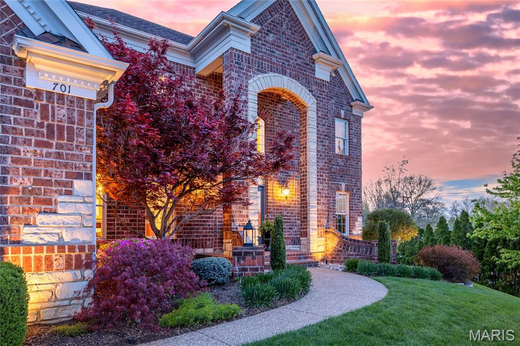 701 Boxwood Manor Court Ballwin, MO 63021 - Photo 8 of 59