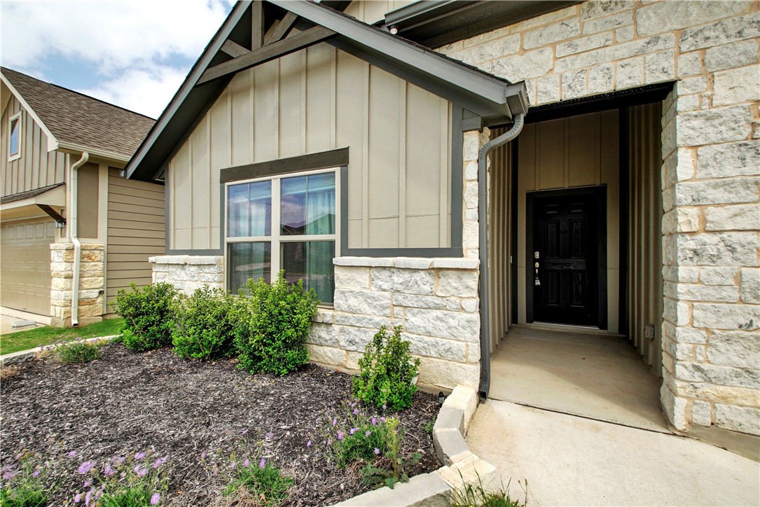 104 Finley Street Hutto, TX 78634 - Photo 2 of 37 a house with a outdoor space
