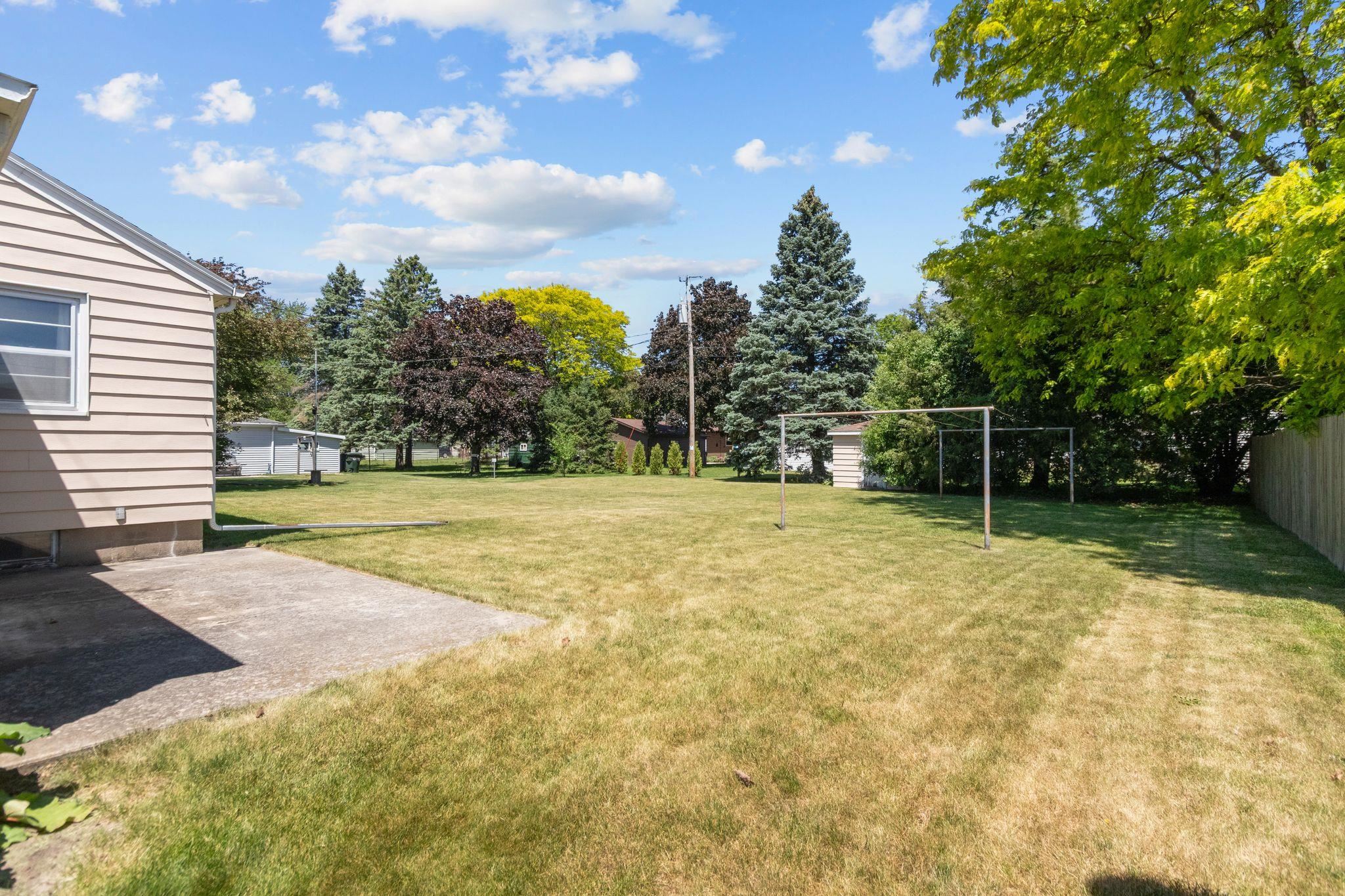 603 Ruggles Street Fond du Lac, WI 54935 - Photo 5 of 43