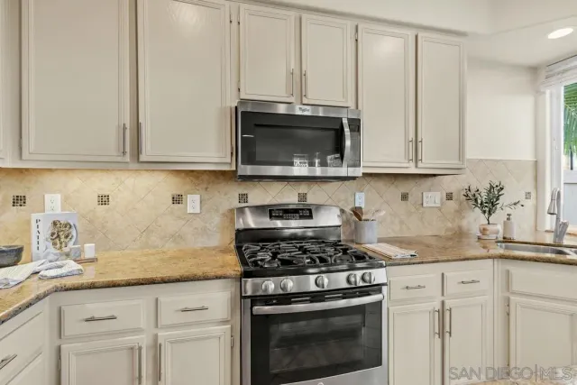 $1,175,000 | 18910 Caminito Cantilena, Unit 10, San Diego, CA 92128