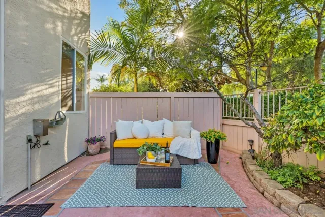 $1,175,000 | 18910 Caminito Cantilena, Unit 10, San Diego, CA 92128