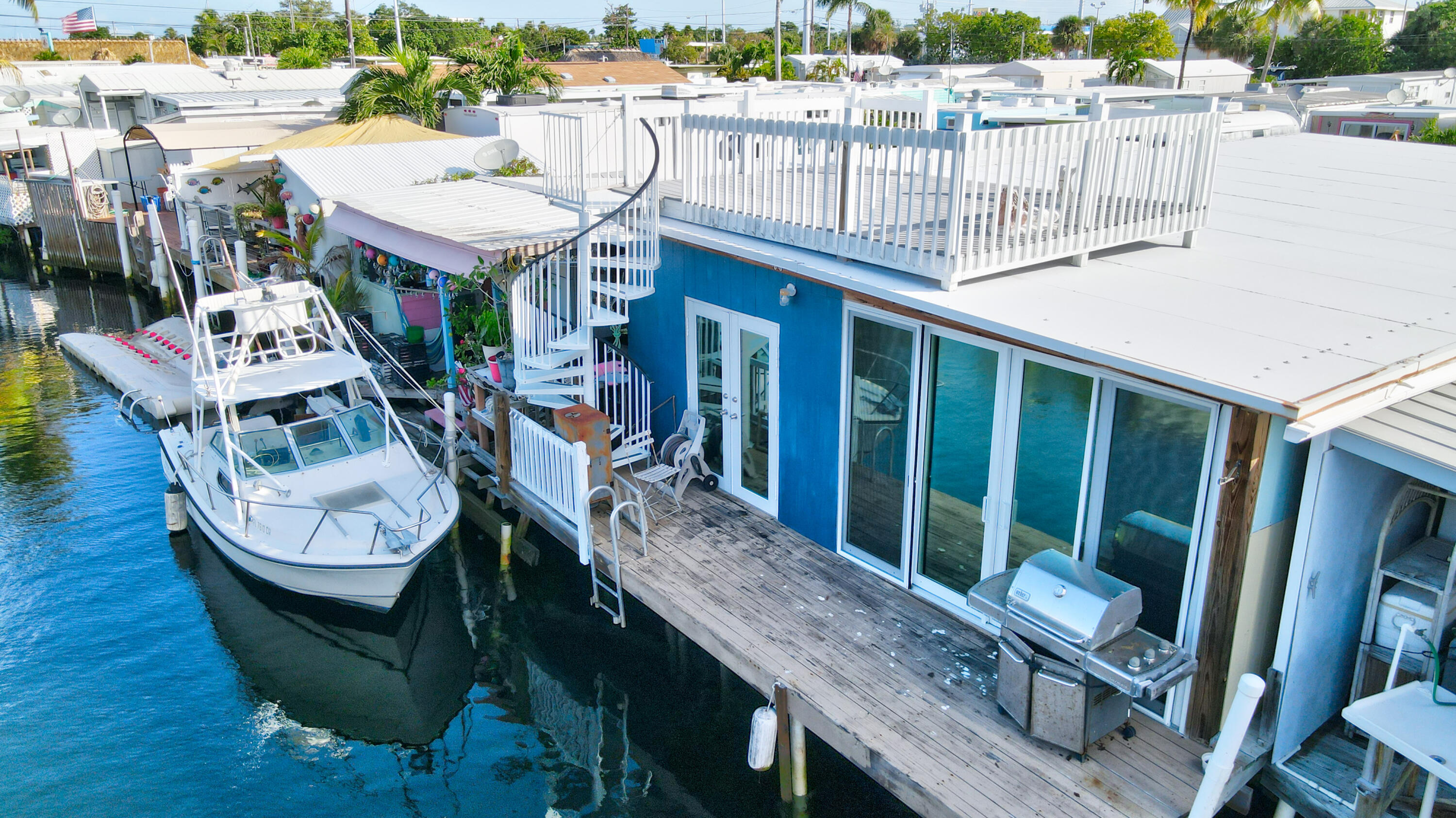 1361 Overseas Highway, Unit E11 Marathon, FL 33050 - Photo 12 of 46 1361 Overseas Hwy, Marathon, FL 33050, U