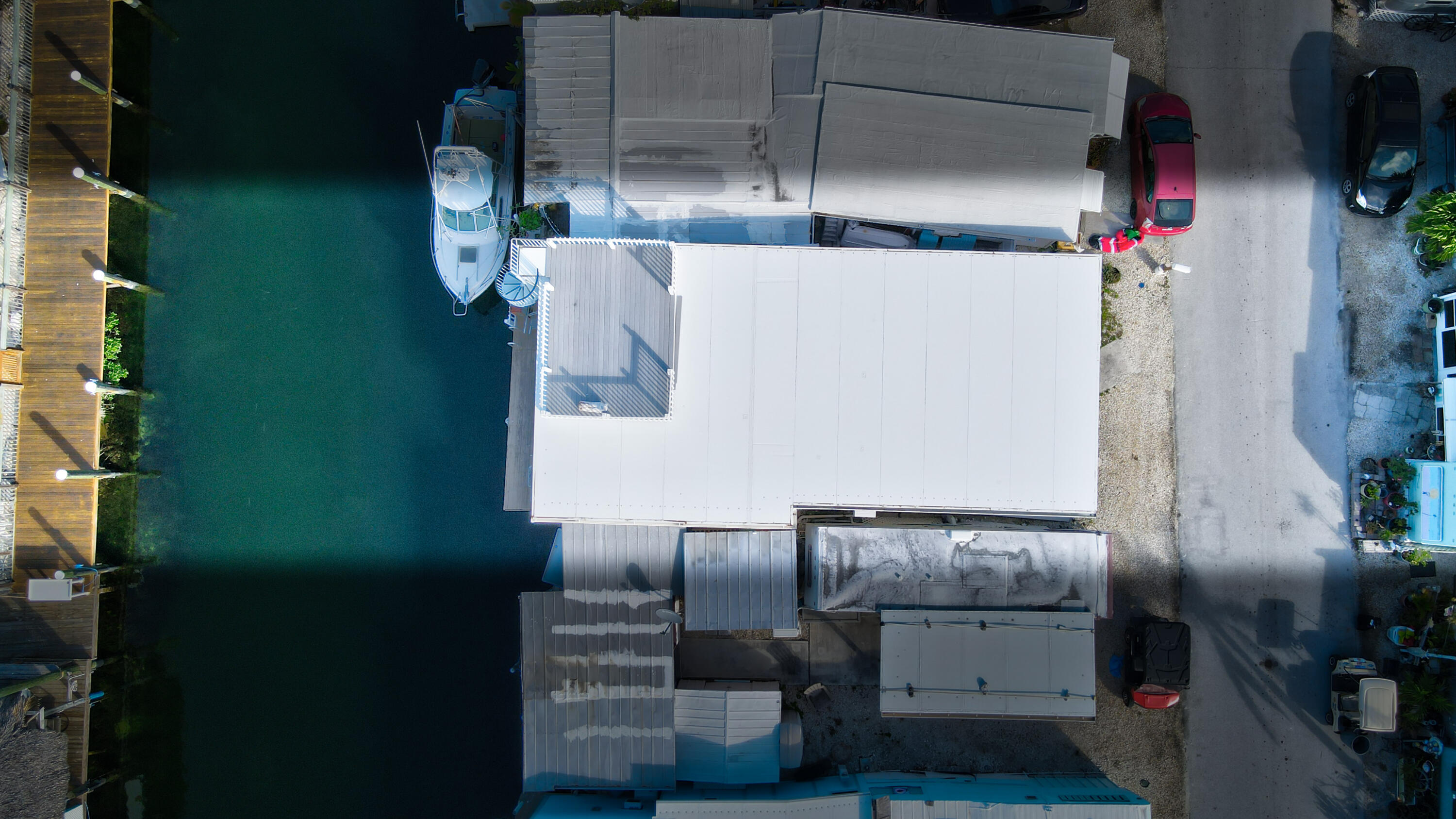 1361 Overseas Highway, Unit E11 Marathon, FL 33050 - Photo 14 of 46 1361 Overseas Hwy, Marathon, FL 33050, U