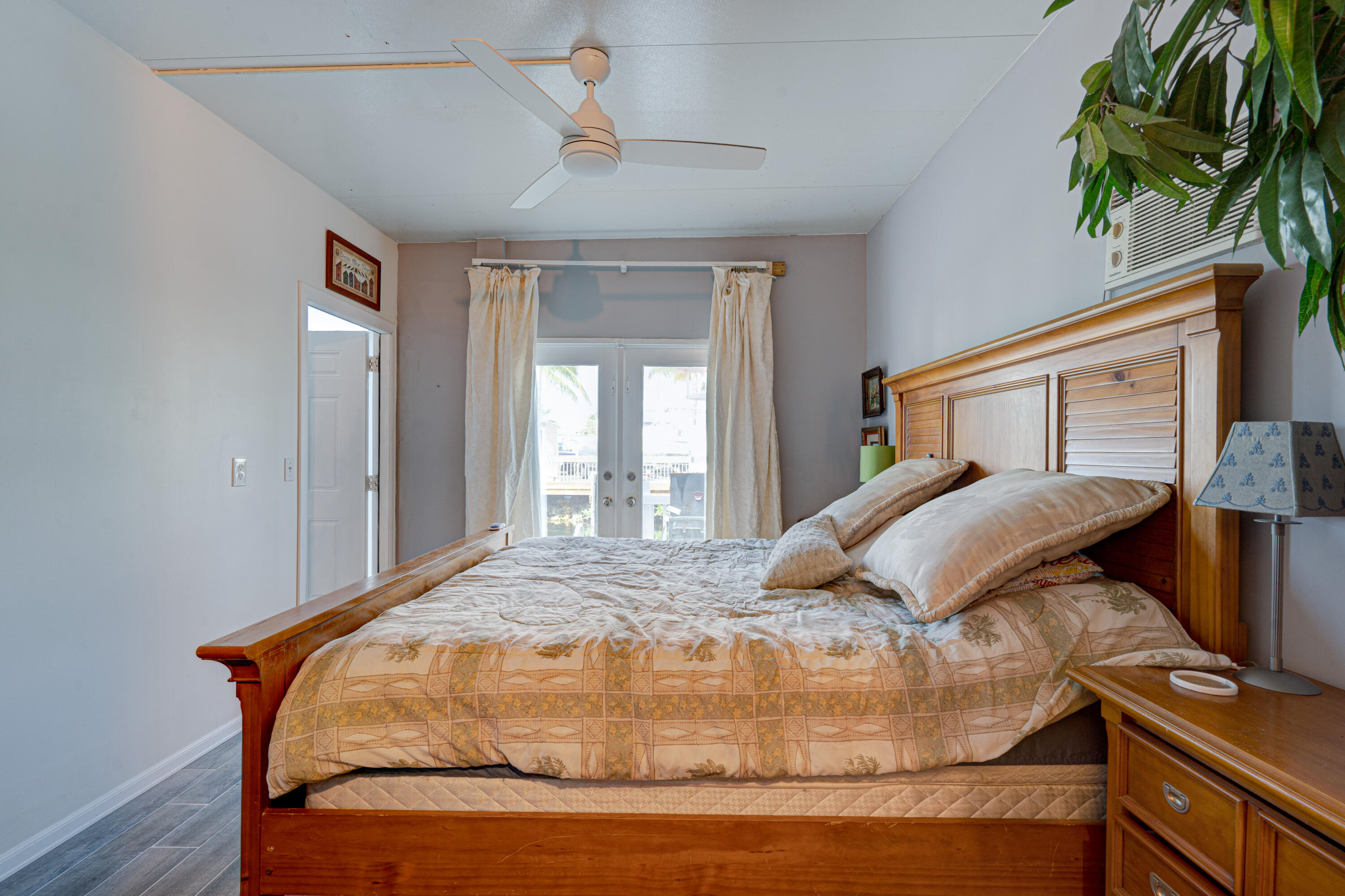 1361 Overseas Highway, Unit E11 Marathon, FL 33050 - Photo 5 of 46 1361 Overseas Hwy, Marathon, FL 33050, U